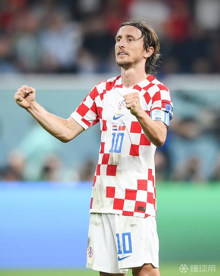 杜锋官方认证！19岁新星获期许 他能成广东下一个传奇？