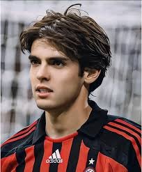 半场：热刺1-2伯恩茅斯，特尔破门，埃万尼尔松、克鲁皮建功